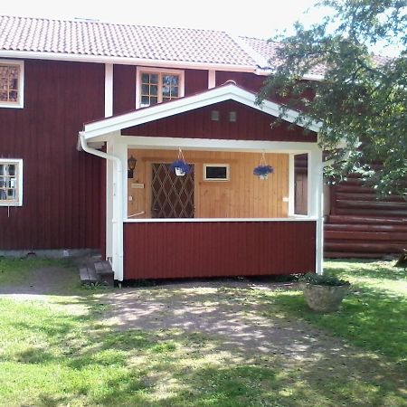 Draenggardens Stuga Pa Genuin Raettviksgard Boda  Bagian luar foto